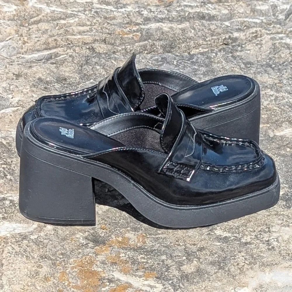 Y2K Goth Chunky Platform Loafer Mules Black Patent Wild Fable 8.5 Whimsigoth